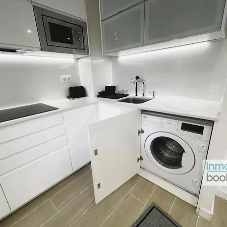 Apartment Sun Novelty 1 , Climatizado, Piscina
